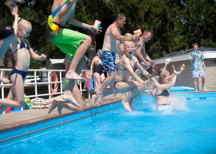 Hitjesvijver キャンプ場 *